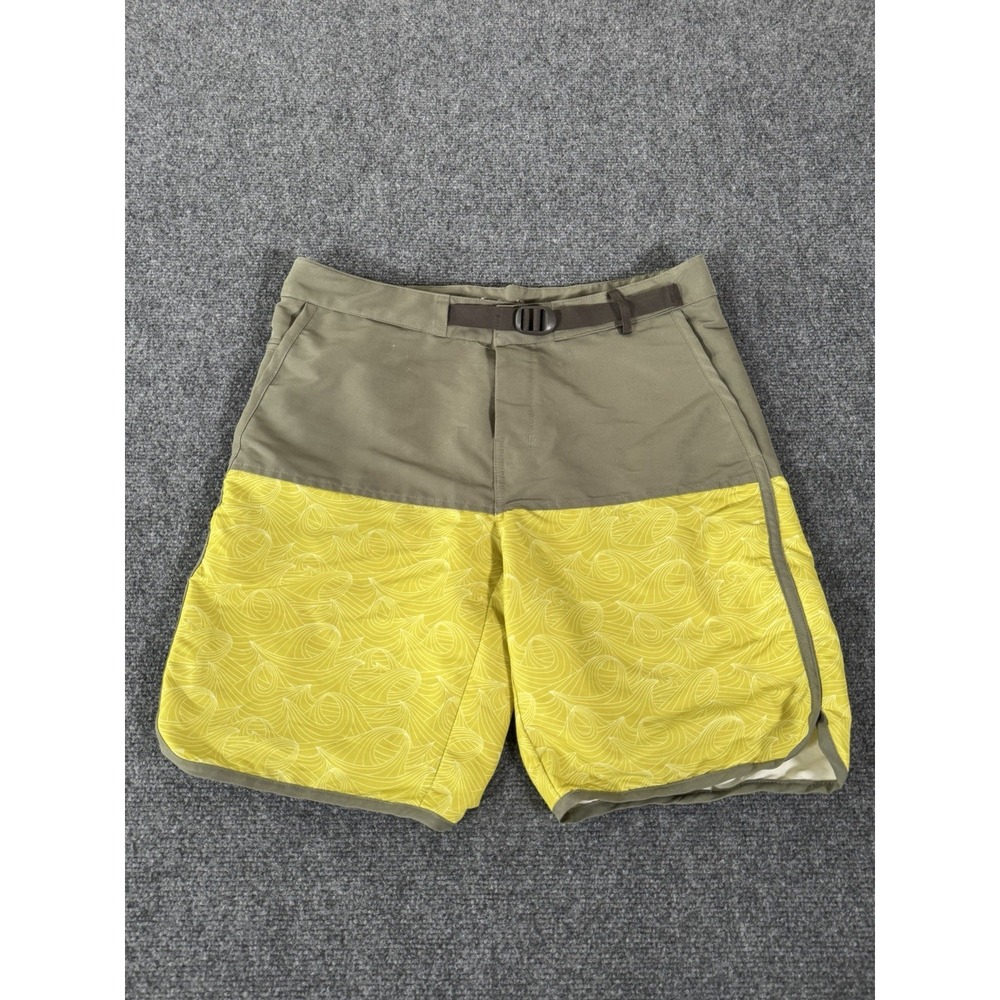 Helly Hansen Solen 9.5" Water Shorts Men's‎ Size Small Green Yellow Beach Pool